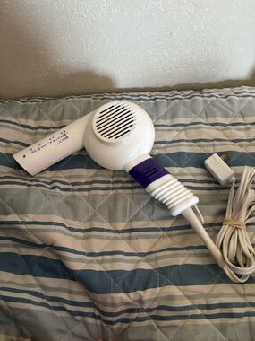 Vintage Conair 1600 Supermax Blow Dryer